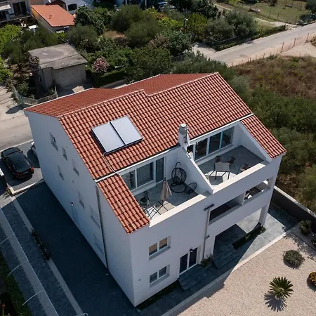 Lägenhet Fiorino Zadar